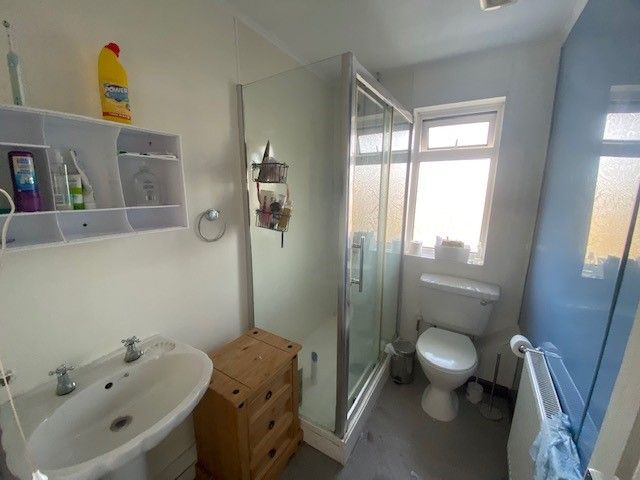 Stunning 5 Bedroom Property Available