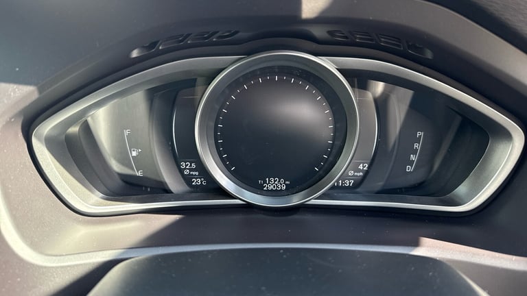 2019 Volvo V40 1.5 T3 R-Design Edition Hatchback 5dr Petrol Auto Euro 6 (s/s) (152 ps) Hatchback ...
