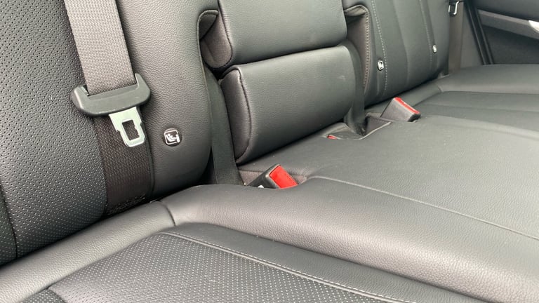 2019 Hyundai Santa Fe 2.2 CRDi Premium SE 5dr 4WD Auto ESTATE DIESEL Automatic