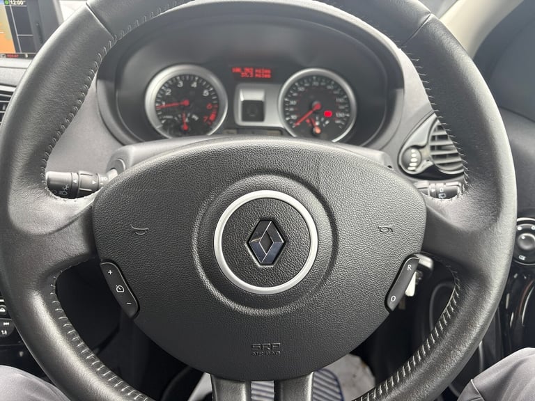 2012 Renault Clio 1.2 16V GT Line TomTom 3dr HATCHBACK PETROL Manual