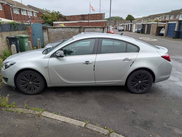 Vauxhall, INSIGNIA, Hatchback, 2015, Manual, 1364 (cc), 5 doors