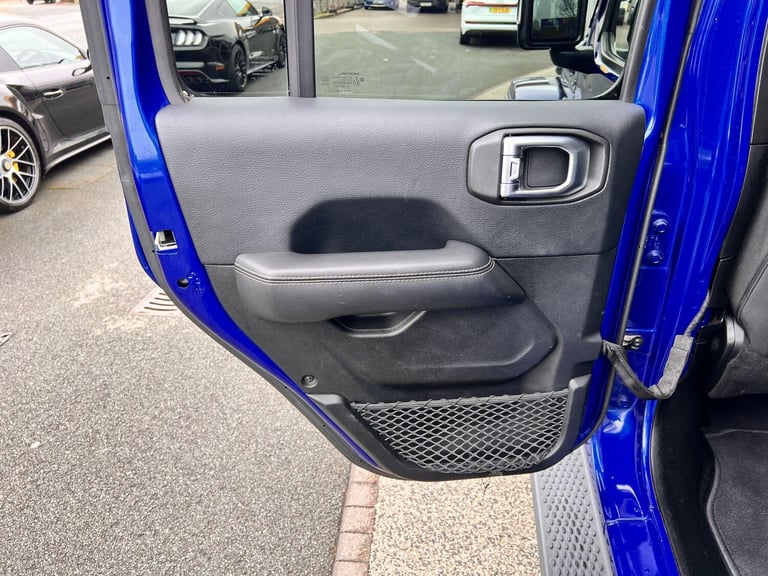 2020 Jeep Wrangler 2.2 MultiJetII Sahara SUV 4dr Diesel Auto 4WD Euro 6 (s/s) (200 ps) CONVERTIBL...