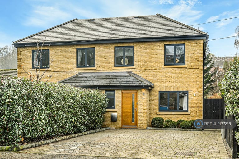 image for 4 bedroom house in Norheads Lane, Biggin Hill, Westerham, TN16 (4 bed) (#2177316)