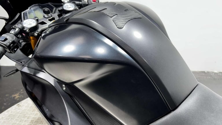 Yamaha R125 125 ABS Super Sports Petrol CVT Euro 4 (15 ps)