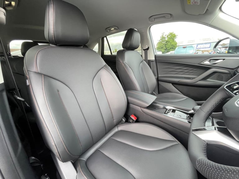 2025 MG MG HS 1.5 Hybrid+ Trophy SUV 5dr Petrol Hybrid Auto Euro 6 (s/s) (224 ps) ESTATE Petrol/E...