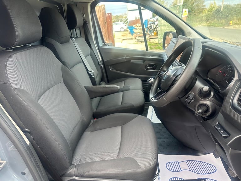 2022 Renault Trafic 2.0 dCi Blue SL28 Business+ L1 H1 Euro 6 (s/s) 5dr PANEL VAN Diesel Manual