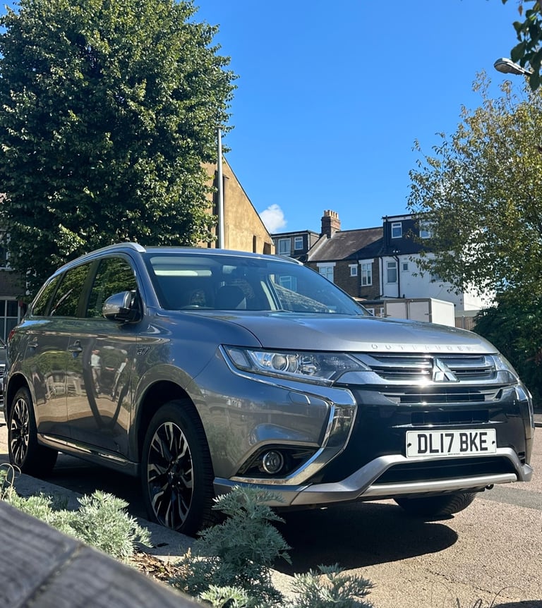 Mitsubishi, OUTLANDER, Estate, 2017, Other, 1998 (cc), 5 doors