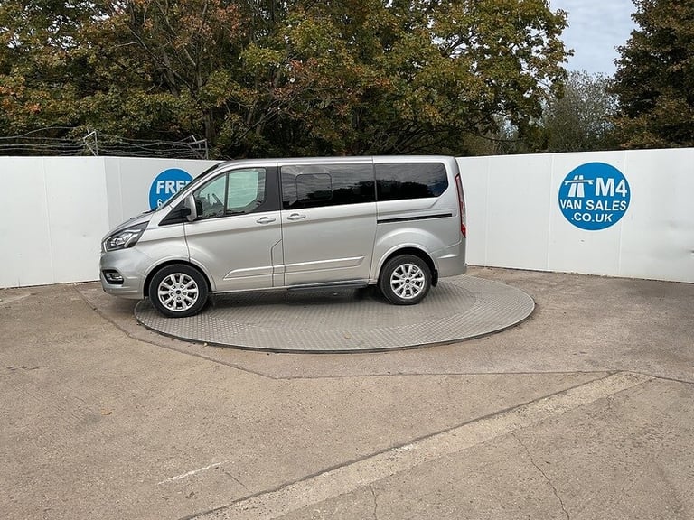 2021 Ford Tourneo Custom 320 EcoBlue Titanium 8 Seat Minibus Diesel Manual