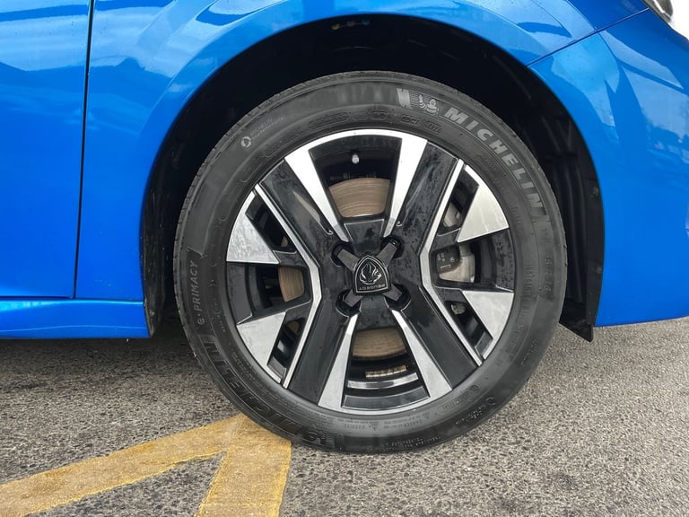 2023 Peugeot 208 100kW E-Style 50kWh 5dr Auto Hatchback Electric Automatic