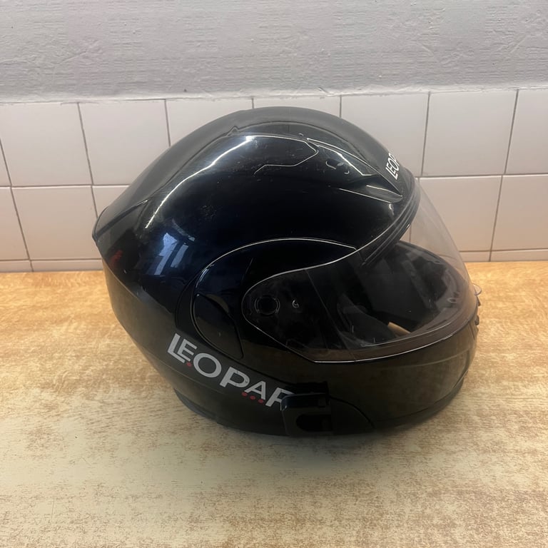 image for Leopard Flip Up Motorcycle Helmet – Safe, Stylish, Comfortable