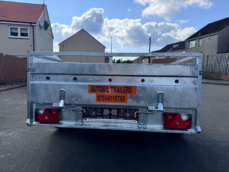 BRAND NEW 10ft x 5ft FLAT MASTER TRAILER 2700KG BRAKED