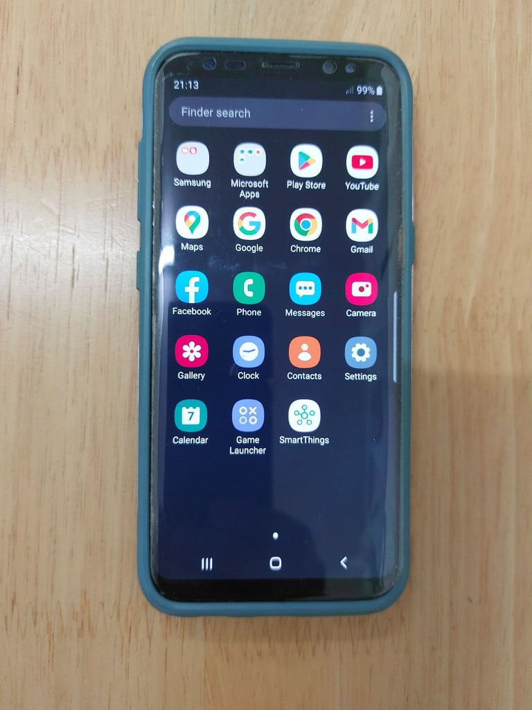 Samsung s8 edge in excellent condition.
