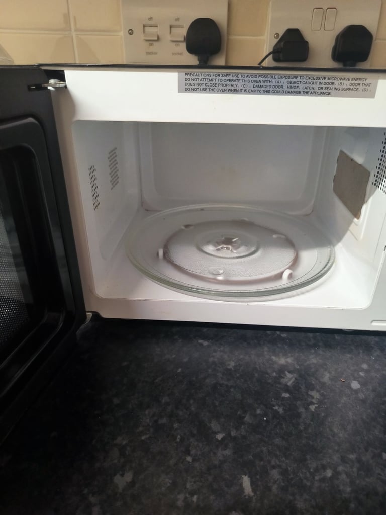Microwave - 800W of Power