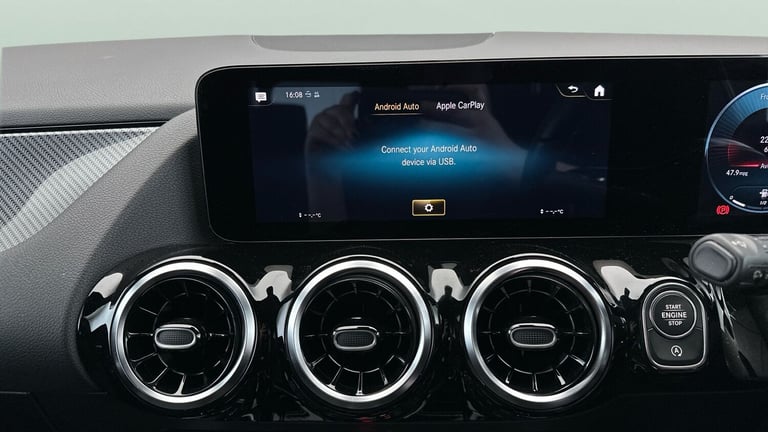 2022 Mercedes-Benz GLA GLA 200d AMG Line Executive 5dr Auto HATCHBACK DIESEL Automatic