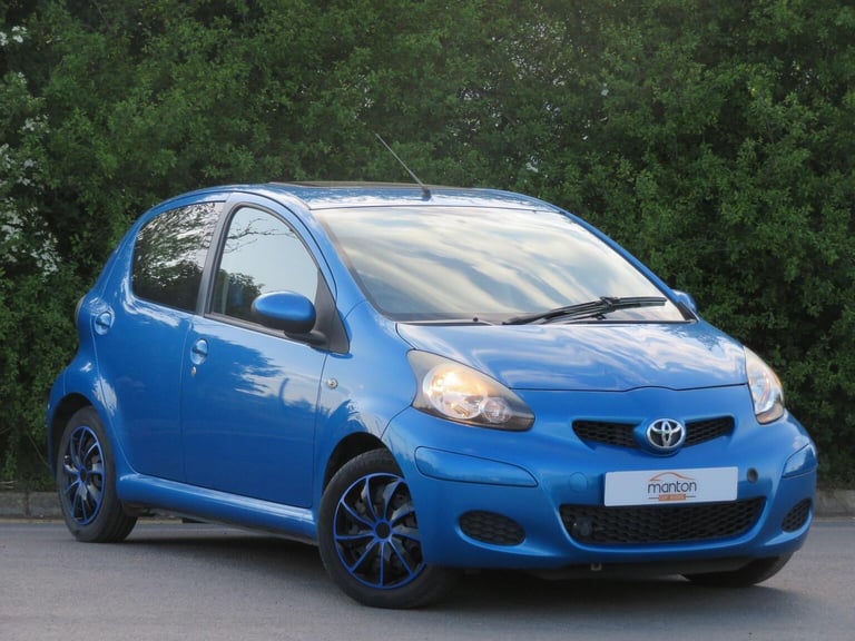 TOYOTA AYGO 1.0 VVT-i Blue MultiMode Euro 5 5dr 2010