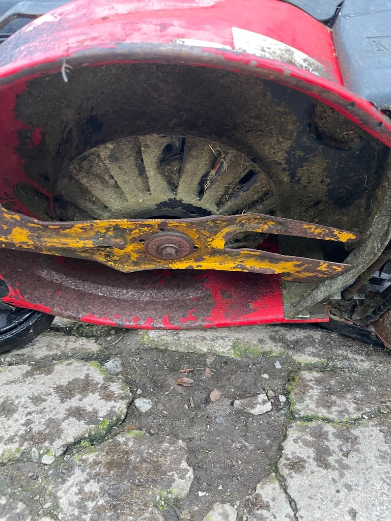 Mountfield roller lawn mower