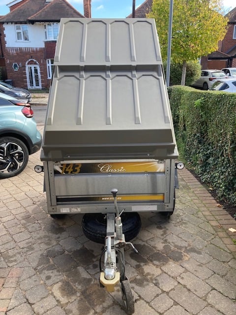 Erde 143 Hardtop car trailer