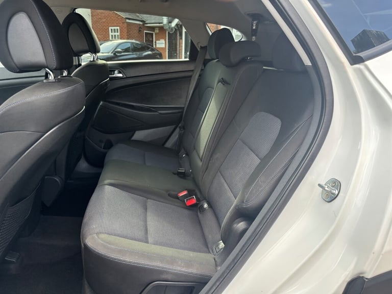 2018 Hyundai TUCSON 1.6 GDi Blue Drive SE Nav 5dr 2WD ESTATE PETROL Manual
