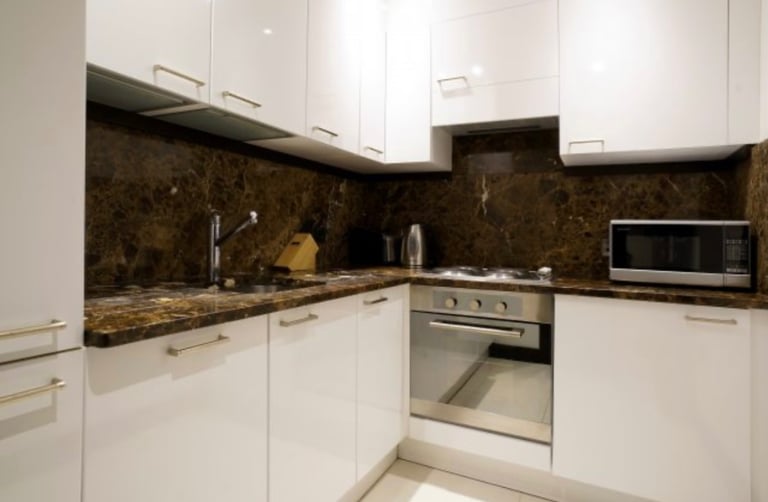 South Kensington - SW7 One Bedroom Apartment Short Term Let £1813 per week 