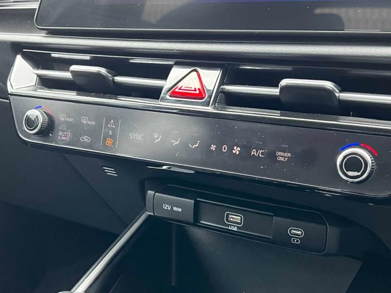 2024 Kia Niro 1.6 GDi 127 Hybrid 2 Nav 5dr DCT Automatic SUV Hybrid Automatic