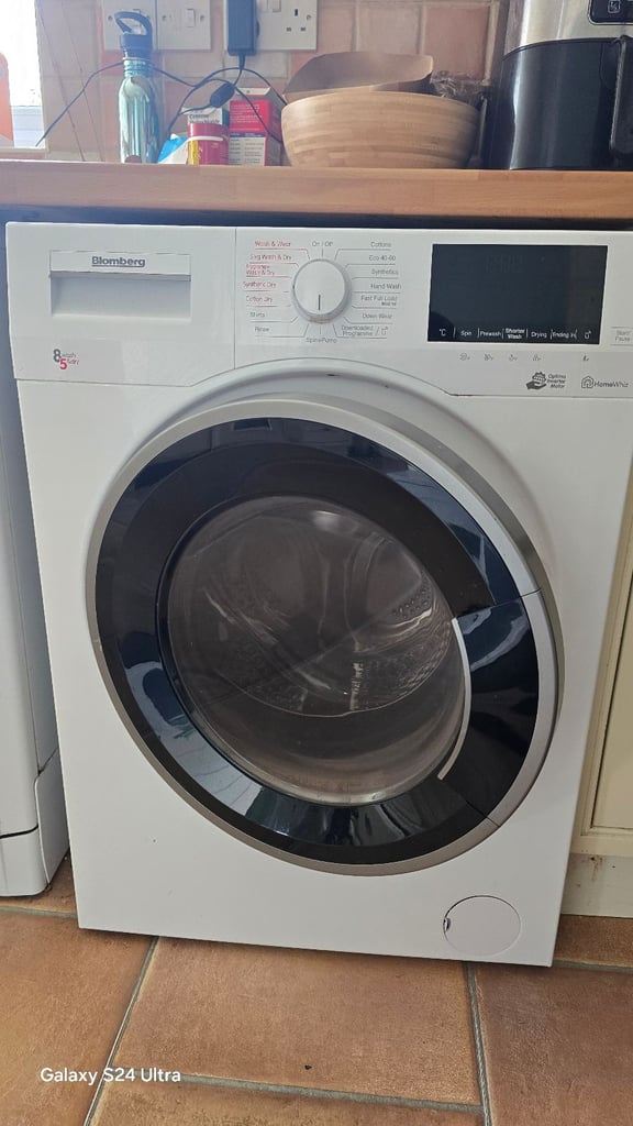 Blomberg Washer Dryer (Ruislip)