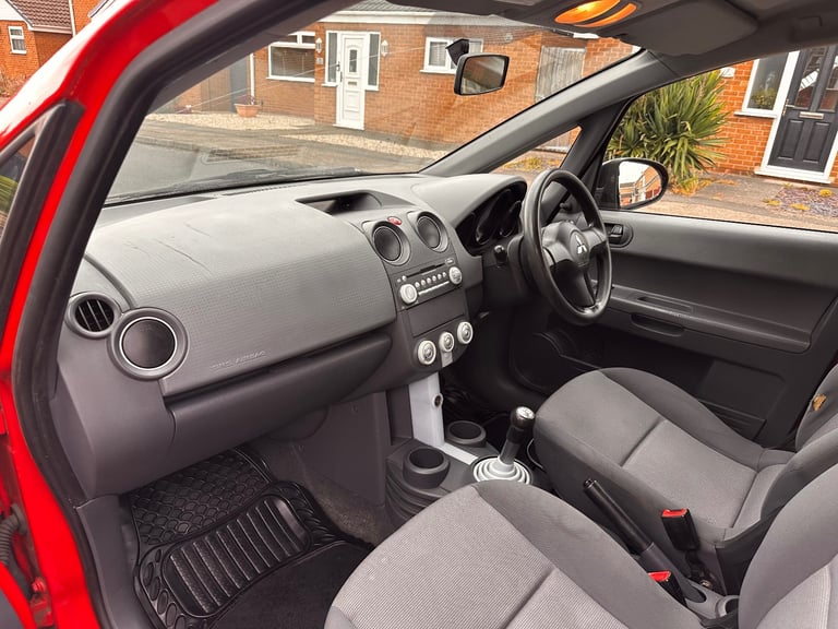 Mitsubishi, COLT, Hatchback, 2006, Manual, 1124 (cc), 5 doors