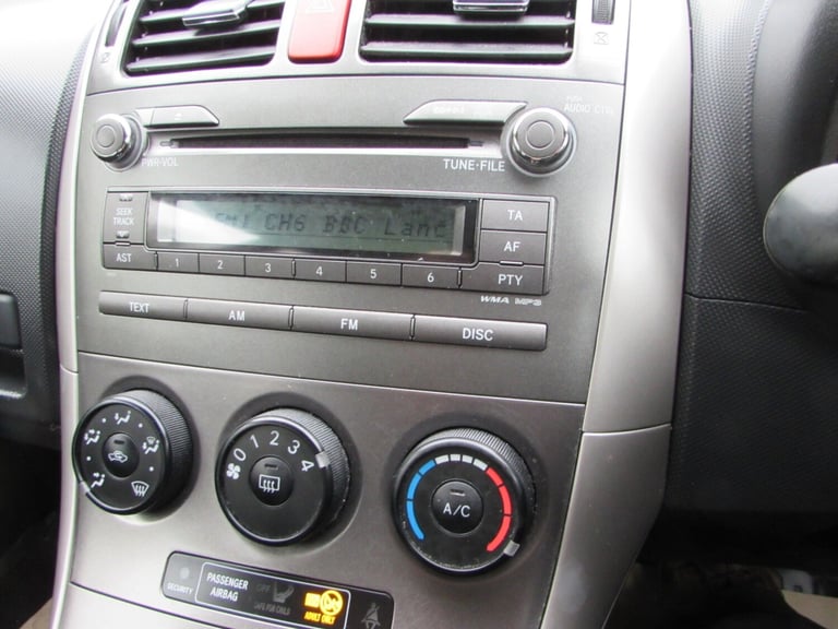 2009 Toyota Auris 1.33 Dual VVTi T3 5dr HATCHBACK Petrol Manual