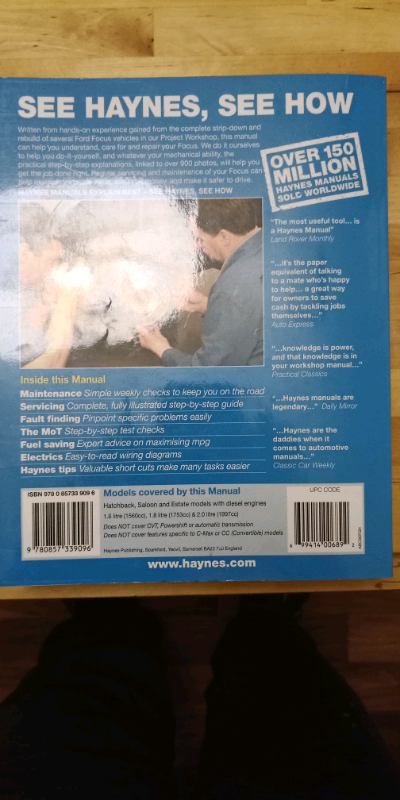 Ford Focus Haynes Manual in vgc