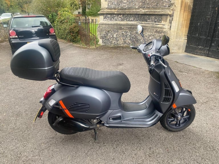 image for 2022 Piaggio Vespa GTS 300 300 SuperSport ABS CVT Euro 5