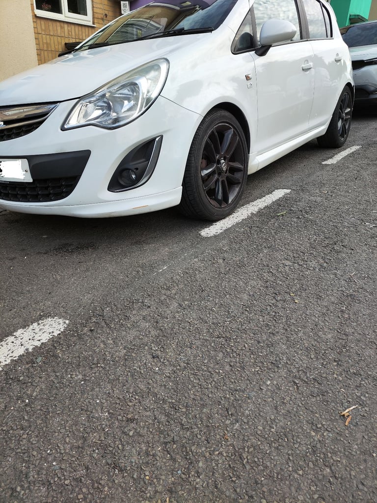 (NEW MOT) VAUXHALL Corsa Limited Edition SXI (5 door Rare)