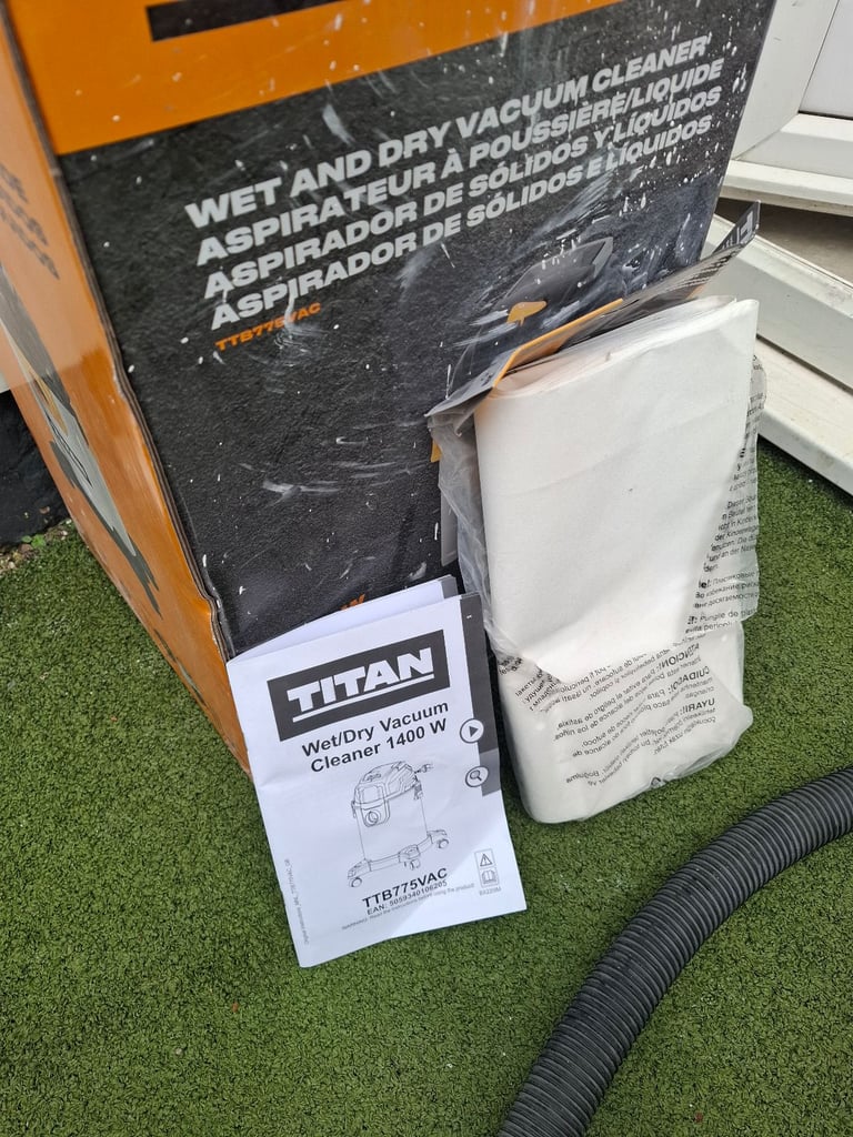 Wet and Dry vacuum cleaner and blower