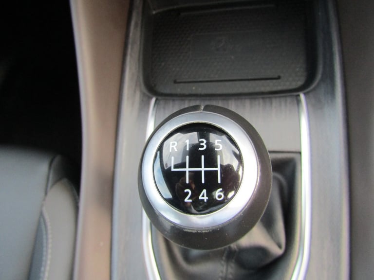 2024 Nissan Qashqai 1.3 DiG-T MH Tekna 5dr Hatchback Petrol Manual