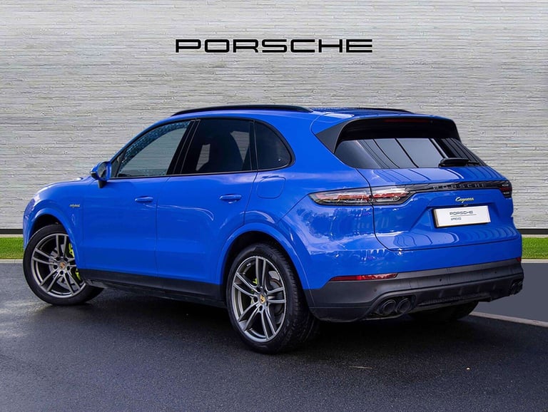 2022 Porsche Cayenne Estate Special Editions E-Hybrid Platinum Edition 5dr Tiptronic  Estate Plug...