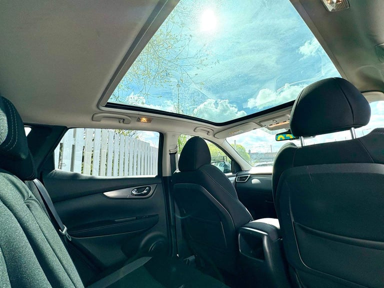 CAN'T GET CREDIT? CALL US! Nissan Qashqai 1.5 dCi N-Connecta, Manual - £199 DEPOSIT, £76 PER WEEK