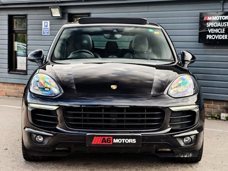 2017 Porsche Cayenne S Platinum Edition E-Hybrid 5dr Tiptronic S ESTATE PETROL/ELECTRIC Automatic
