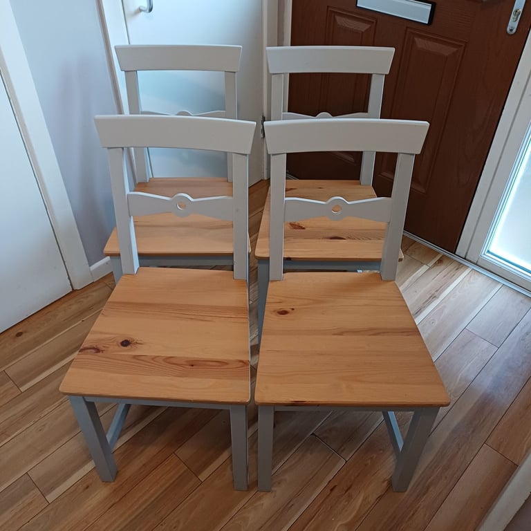 image for 4 x dining chairs 