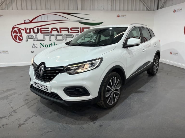 2019 Renault Kadjar 1.3 TCe Iconic SUV 5dr Petrol Manual Euro 6 (s/s) (140 ps) HATCHBACK Petrol M...