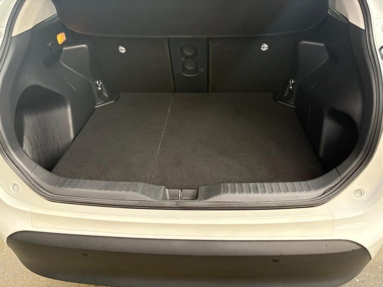 2022 Toyota Yaris Cross 1.5 VVT-h Excel SUV 5dr Petrol Hybrid E-CVT Euro 6 (s/s) (116 ps) Petrol/...