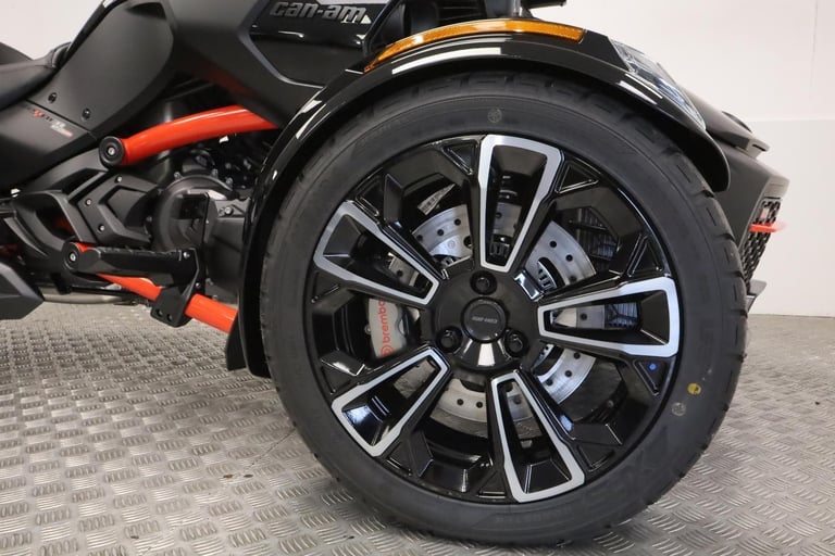 NEW 2025 75 REG CAN-AM SPYDER F3-S SEMI AUTOMATIC TRIKE - GREAT SPEC