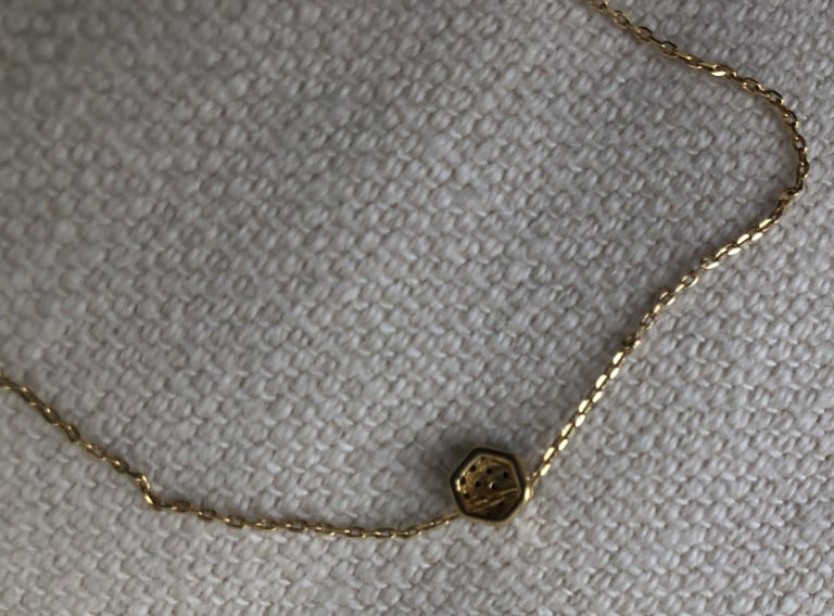 Accessorize Z collection gold plated chain and 'charm' ONO