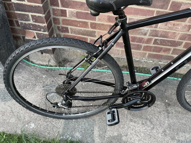Cube bike large frame 