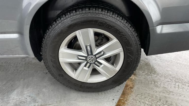 2023 Volkswagen Transporter 2.0 TDI 150 Highline Kombi Van Manual Combi Van Diesel Manual