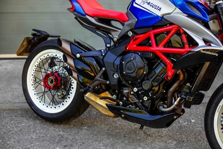 MV Agusta Dragster RARE AMERICAS EDITION ! 200 EVER MADE ! STUNNING COLLECTOR