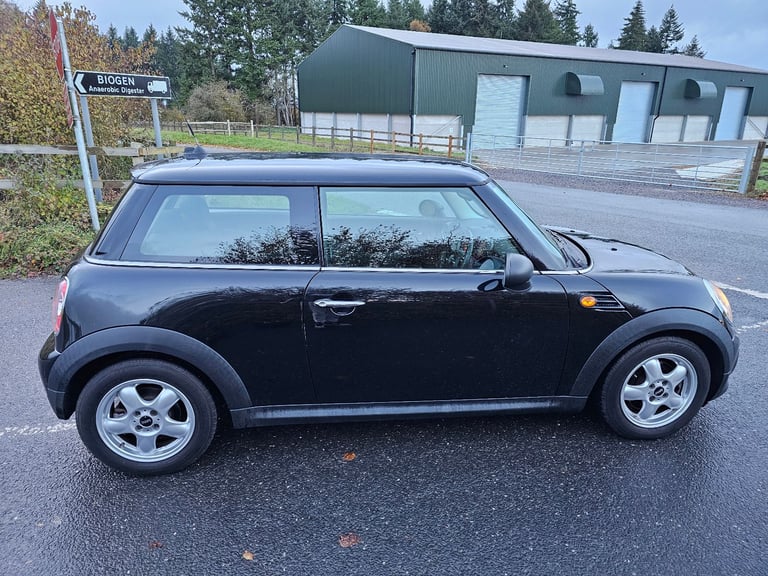 Mini One 1.6 Manual **FRESH MOT GREAT EXAMPLE**