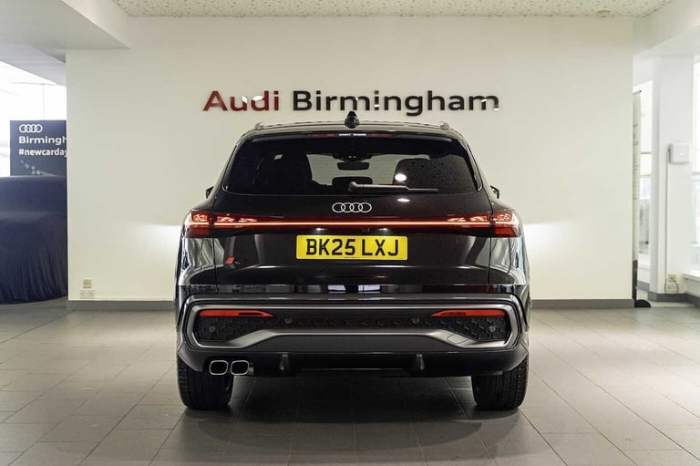 2025 Audi Q5 2.0 TDI Quattro Launch Edition 5dr S Tronic SUV Diesel Automatic