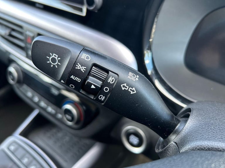 2024 Hyundai i10 1.0 Premium Hatchback 5dr Petrol Auto Euro 6 (s/s) (63 ps) Hatchback PETROL Auto...