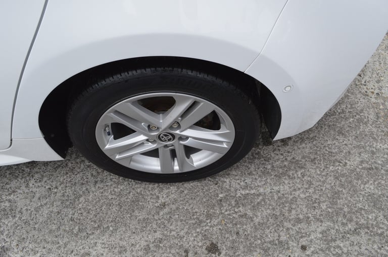 2021 Toyota Corolla 1.8 VVT-i Hybrid Icon Tech 5dr CVT ONE 2021 OWNER SAT NAV HATCHBACK Petrol/El...