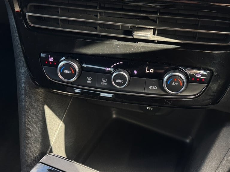 2021 Vauxhall Mokka-e 50kWh SRi Nav Premium SUV 5dr Electric Auto (136 ps) SUV Electric Automatic