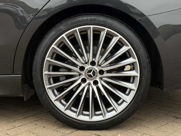 2022 Mercedes-Benz C Class C200 AMG Line Premium 4dr 9G-Tronic Saloon Petrol Automatic