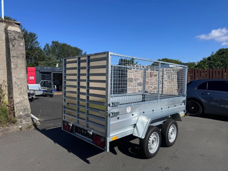 image for BRAND NEW 7,7ft x 4,2ft TWIN AXLE TRAILER WITH 80CM MESH AND RAMP
